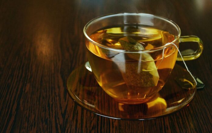 Le proprietà chimiche benefiche del tè nero