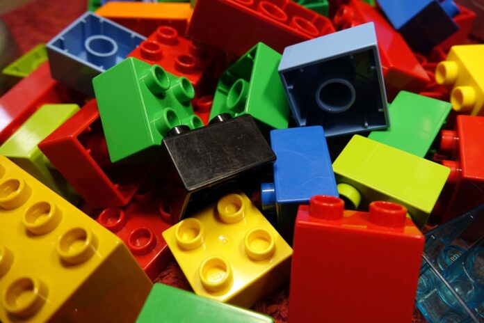 La composizione dei mattoncini Lego